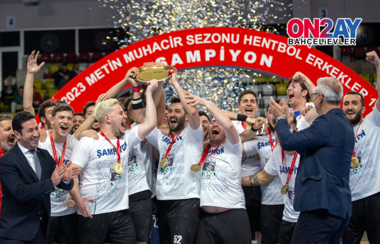 Hentbol Erkekler 1. Ligi'nde Bahçelievler Belediye Spor şampiyon oldu