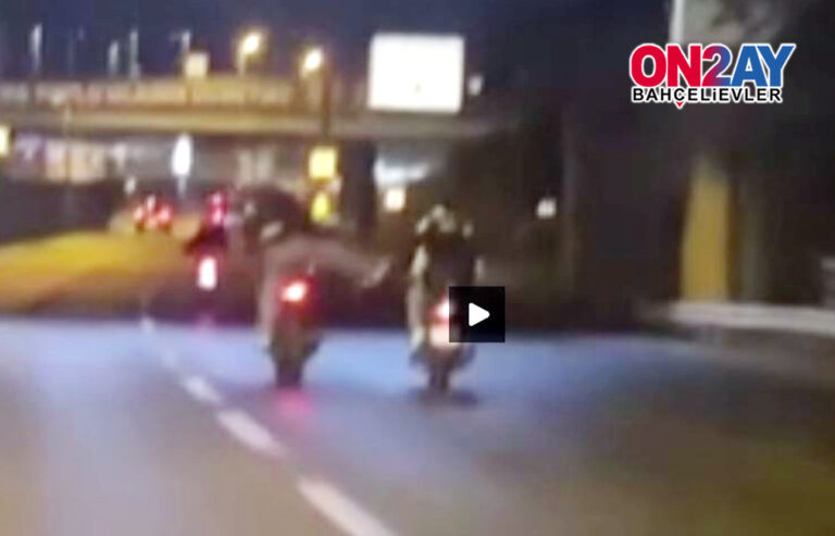 Seyir halindeyken yanındakine tekme attı.1jpg