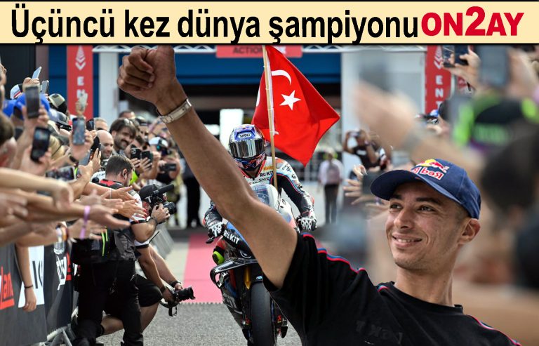 Toprak Razgatlıoğlu üçüncü kez dünya şampiyonu